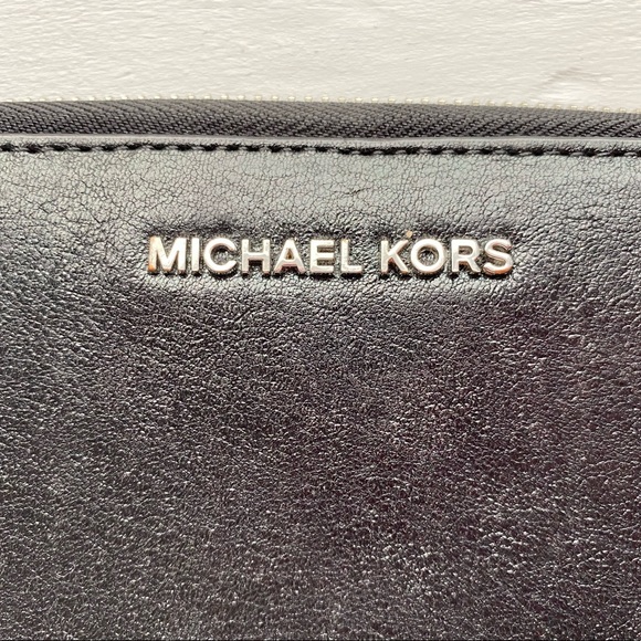 Michael Kors black Wallet - Picture 6 of 8